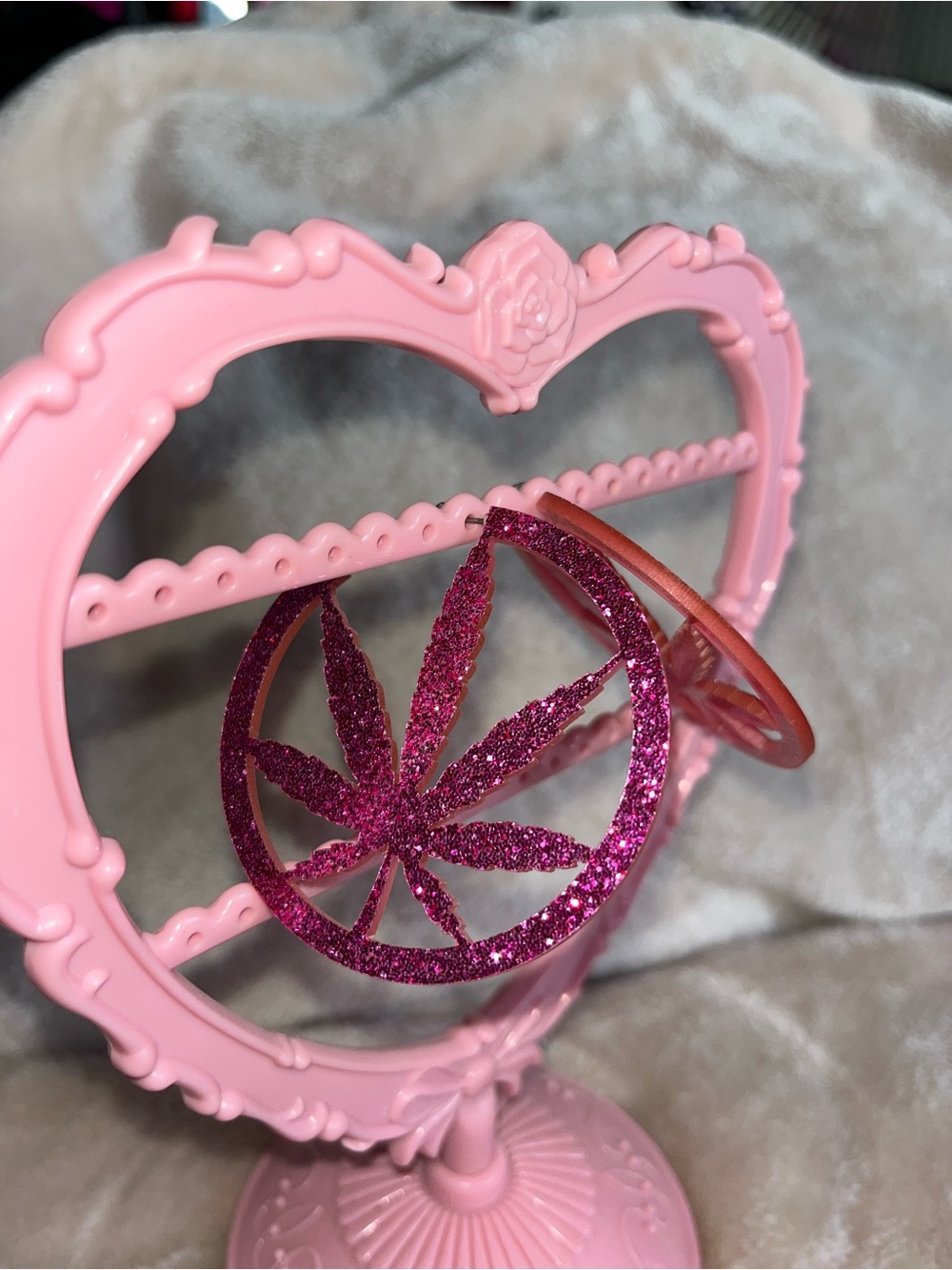 Source Unknown Pink Glitter Leaf Hoop Earrings
